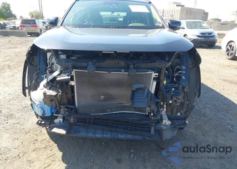 2019 Toyota Rav4 Limited z USA, uszkodzony, nr VIN JTMN1RFV0KD520401